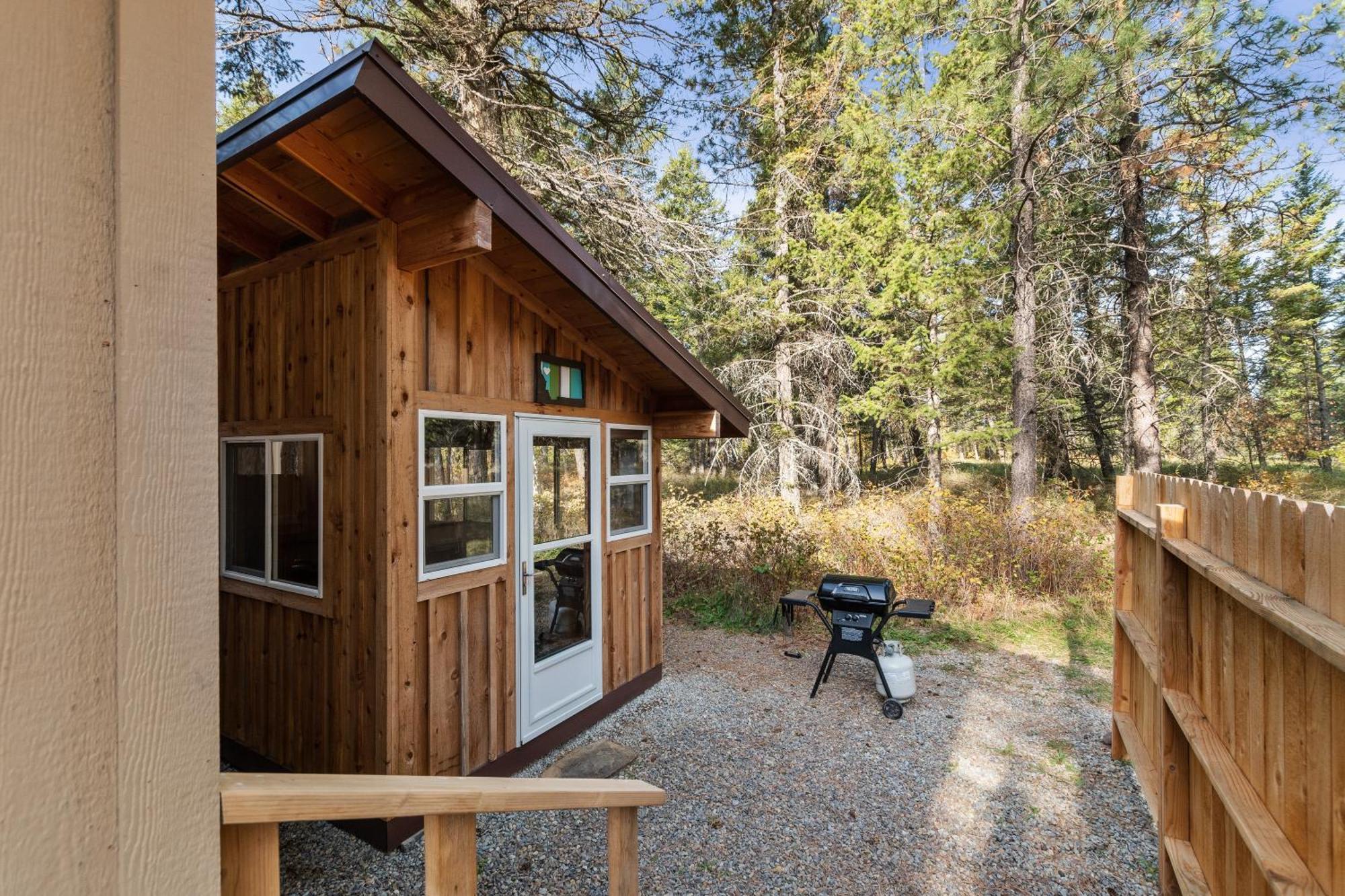 Fort Williamson Glacier Vacation Rentals 컬럼비아 폴스 외부 사진