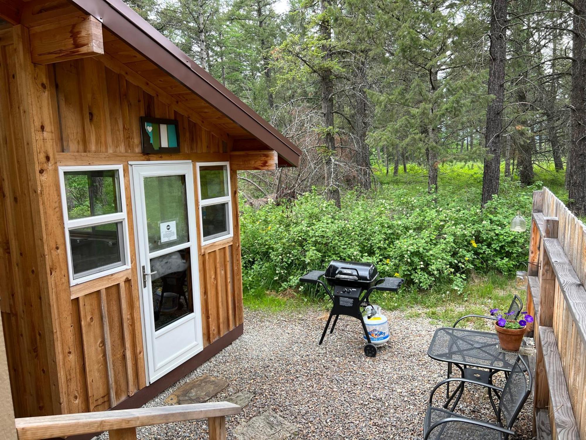 Fort Williamson Glacier Vacation Rentals 컬럼비아 폴스 외부 사진